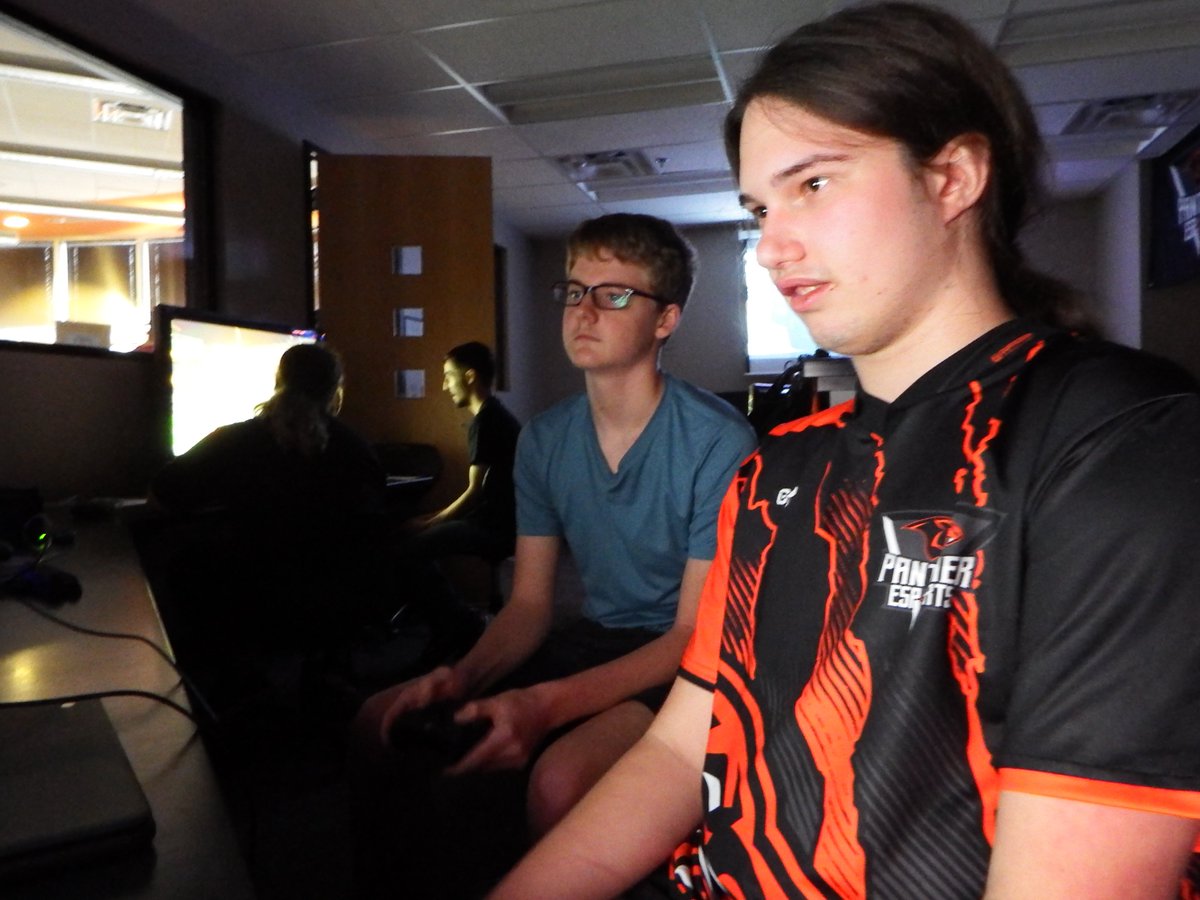 As fall season is coming to an end, we are thankful for everyone that played &amp; supported us through the season! From Overwatch, Rocket League, to Smash Bros, we thank everyone for coming out and showing us their support! We can't wait to see you at State!