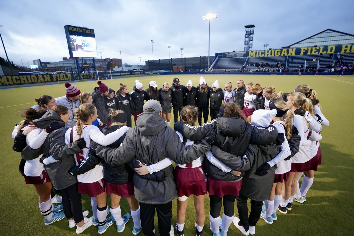 atlantic10's tweet photo. What a magical run! Stand tall and proud @UMassFH!

You are the #A10FH Regular Season Champs and the
@NCAA Regional Champion.  

Amazing Season! Congratulations to each of you on a year you'll never forget! #Flagship #A10Family https://t.co/Pezf6uiONS