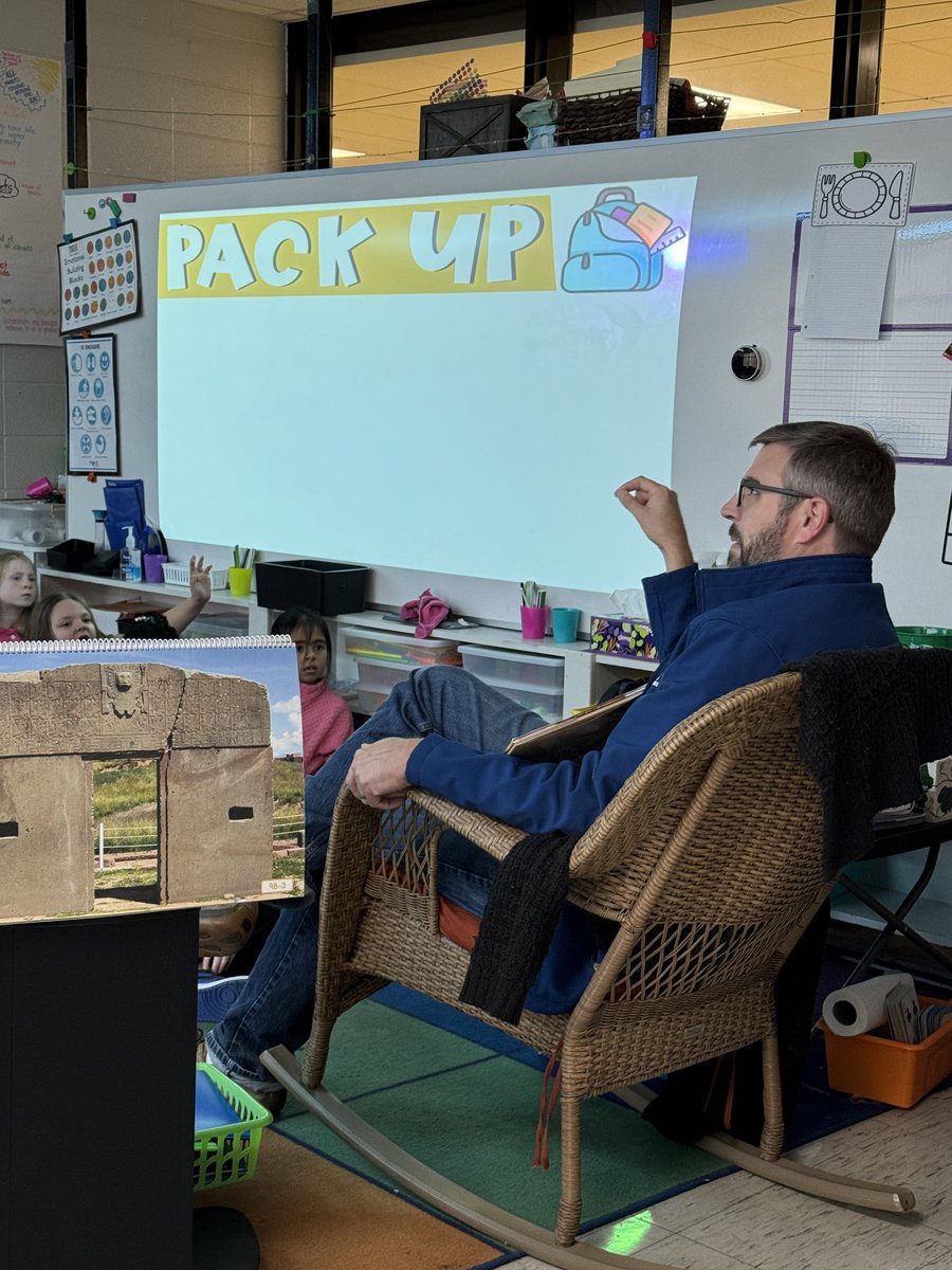 THANK YOU <a href="/HolmanFarms44/">Lucas Holman</a>, from the UT AG Department, for reading to our first and second graders in honor of Agriculture Literature Week! 🌿🌱🐞🐛
#SHEtales #weloveagriculture