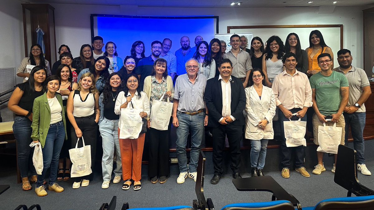 SomosUnsa's tweet photo. Le dimos la bienvenida a los nuevos ingresantes del CONICET 2024. Fue un momento para reconocer el valor de quienes eligen la investigación como camino.

¡Qué orgullo seguir sumando talento y compromiso desde nuestra universidad! https://t.co/omfBwpB91y