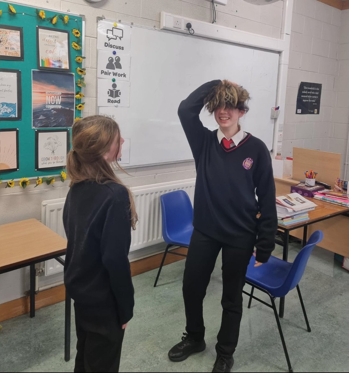 PresWaterford's tweet image. ￼Some SPHE role play fun today #ActiveLearning - great start to the weekend #assertivecommunication #actressofthefuture @CeistTrust @OidePPWellbeing