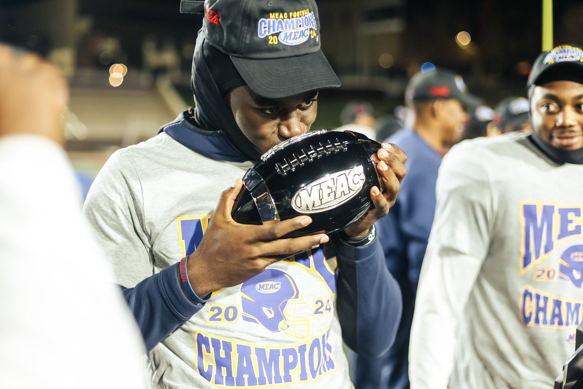 Eric J Phoenix tweet media