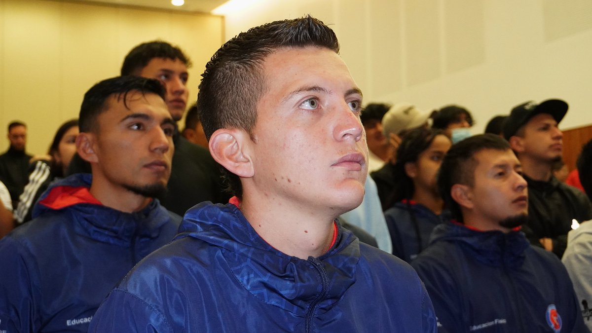 ¡Transformemos la sociedad! ✨ El pasado 21 de noviembre, tuvimos el Seminario Interdisciplinar "Filosofía Moral y Política".

Un espacio para fortalecer nuestras competencias ciudadanas y reflexionar sobre cómo construir una sociedad más justa y consciente. 🌍
#SomosUNICESMAG