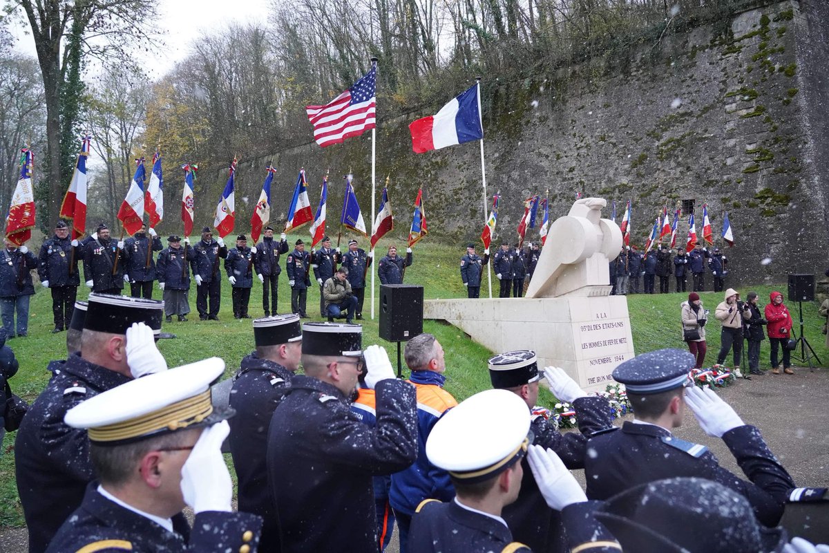 VilledeMetz's tweet photo. Les commémorations du 80ème anniversaire de la Libération de Metz battent son plein 🕊️

En ce 22 novembre 2024, la Ville de Metz et ses représentants ont participé à une journée de commémoration. Divers événements ont permis de célébrer notre histoire commune : 1/8 https://t.co/JbQhHQ2B9u