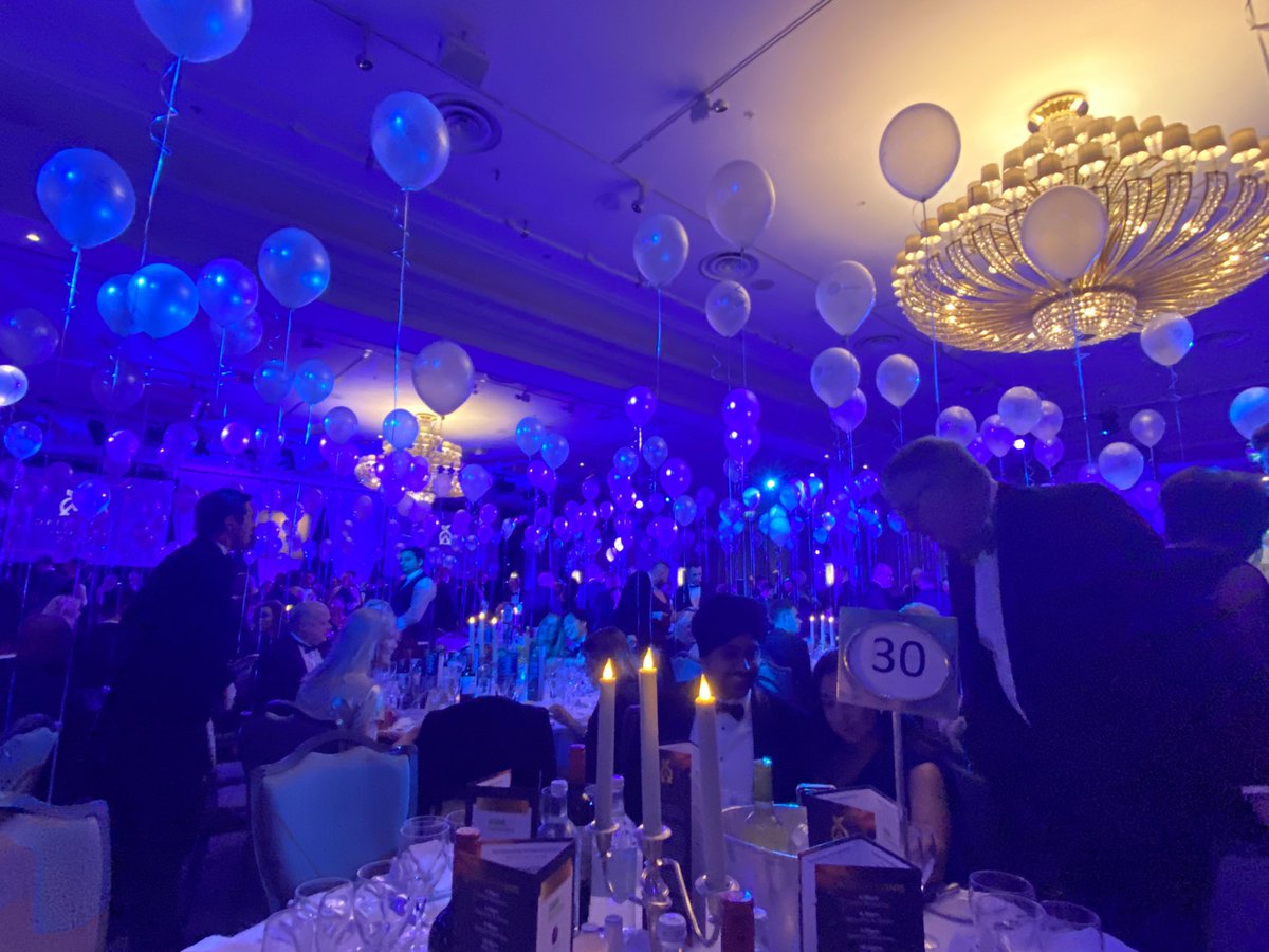 YorksEyewear's tweet image. Thank you 🙏🏻 @EssiLux @ColinMurray for a fabulous evening #opticiansawards