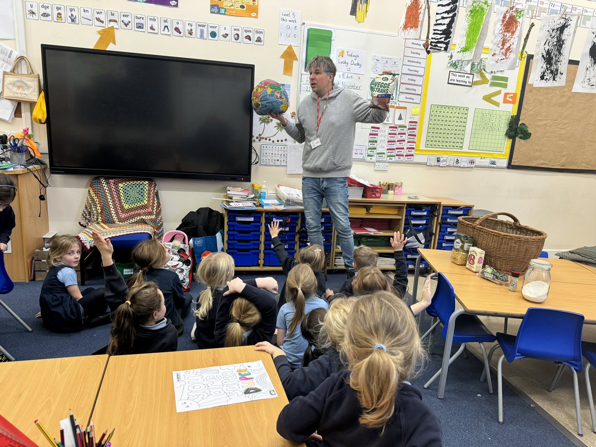 stathernprimary's tweet photo. We had the most wonderful, thought provoking assemblies this afternoon from James @MeltonSociety who talked to us about food miles and the impact of our choices on the environment and our finances. We look forward to seeing you soon to talk about budgeting! https://t.co/9cZ7T8R9Cn