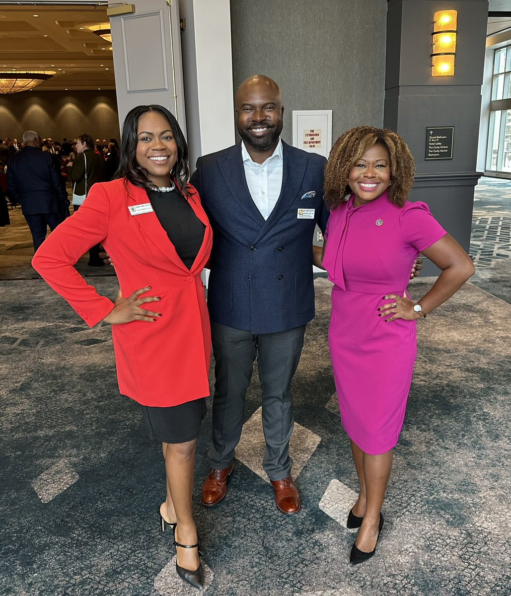 William J. Roberts tweet media