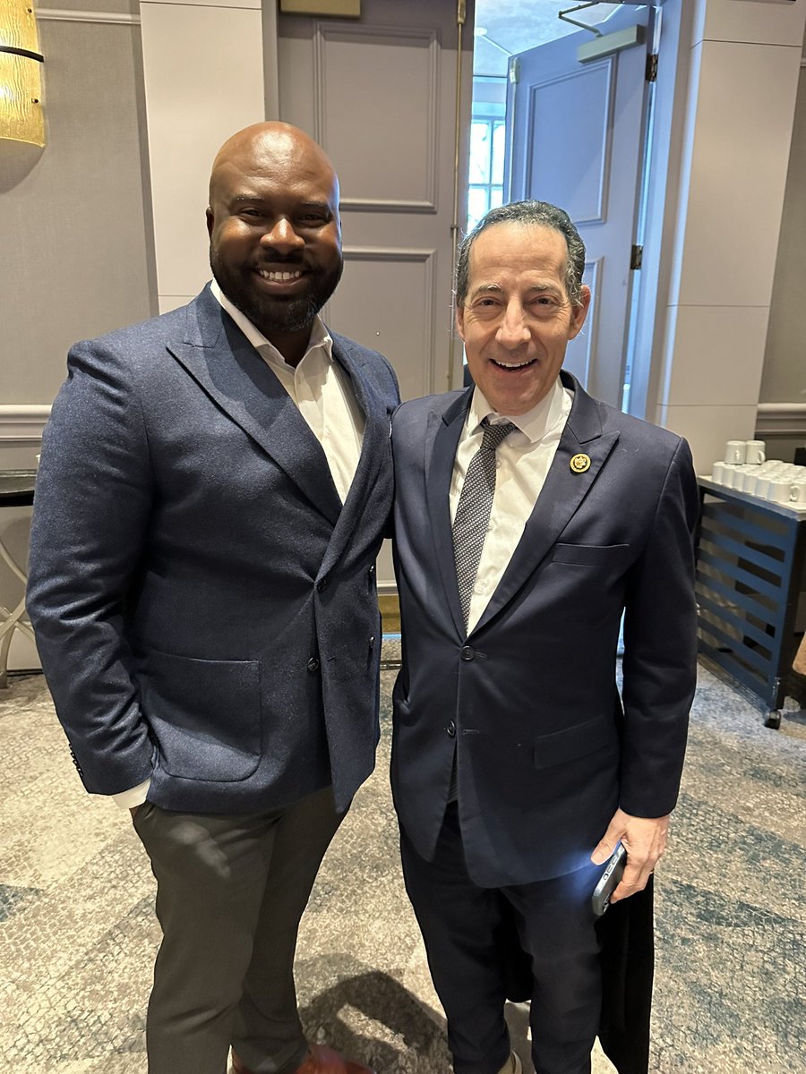 William J. Roberts tweet media