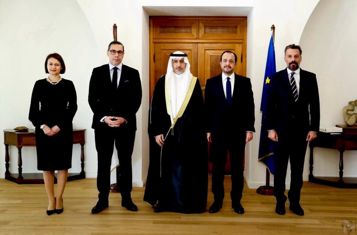 السفير الشبيلي يقدم أوراق اعتماده لرئيس جمهورية قبرص.
spa.gov.sa/N2212111
#واس_عام