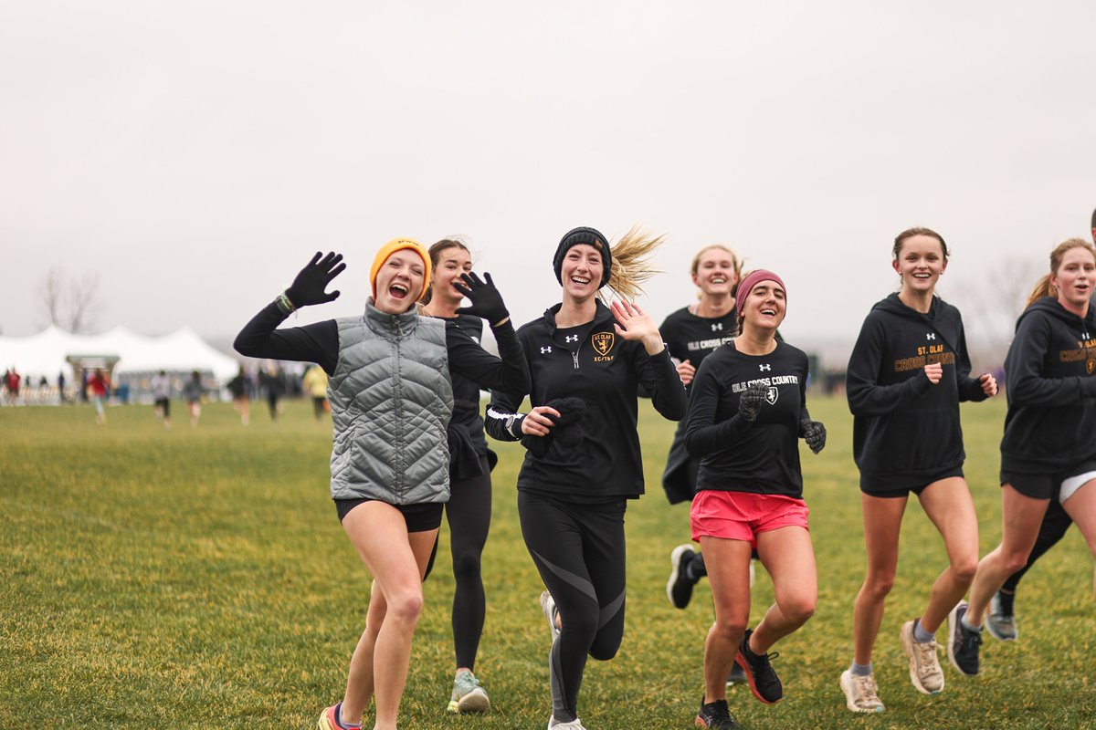 StOlafAthletics's tweet photo. 📍 Cross Country Town, USA

#UmYahYah | #OlePride | #d3xc https://t.co/g9mRWWzwLp