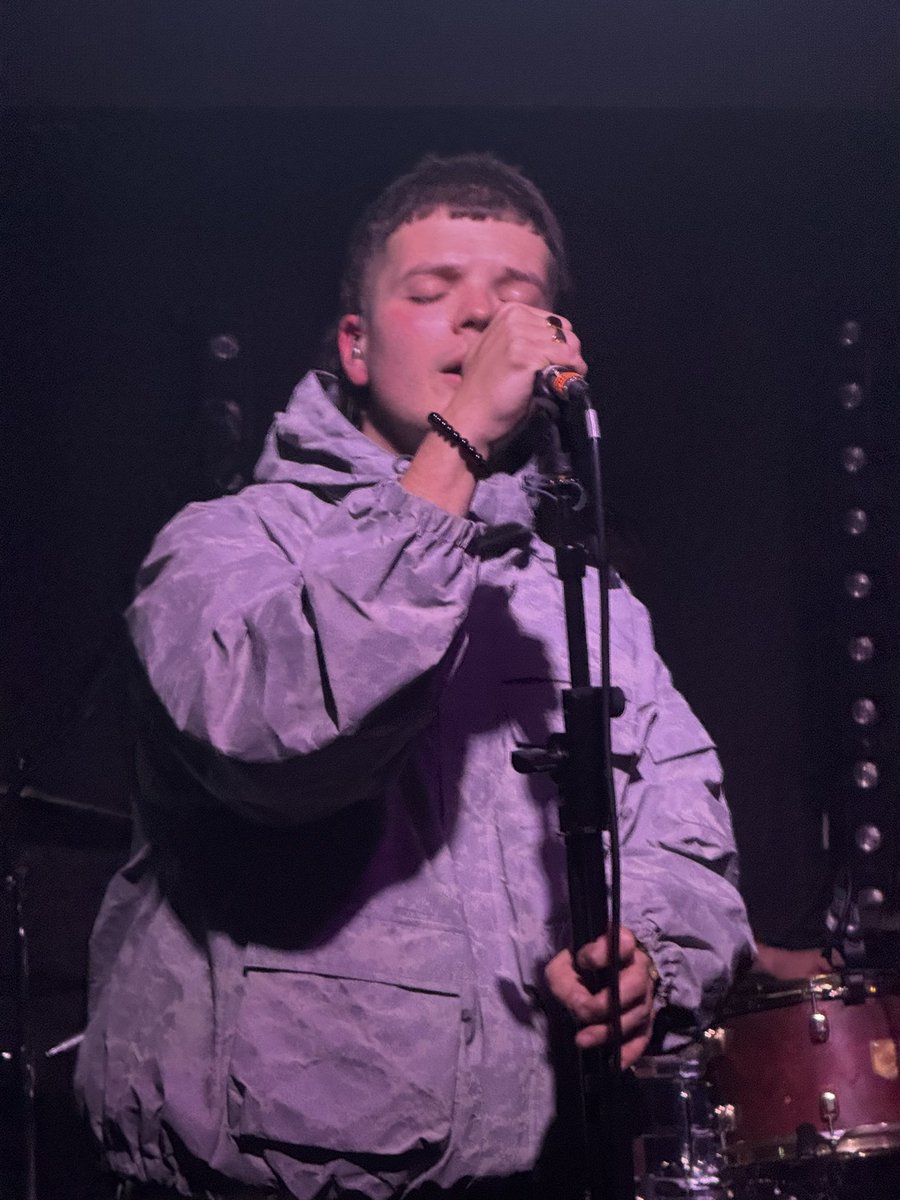 wolvesbradders's tweet image. Great gig seeing @bigimage tonight. First of 3 weeks seeing bands who opened @ShiiineOn_ in 2019, 21 and 22!