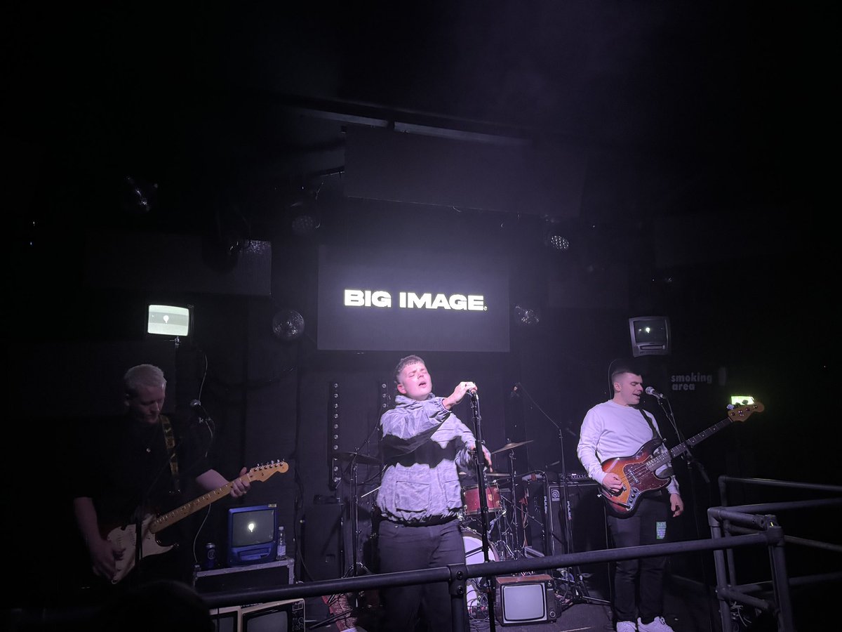 wolvesbradders's tweet image. Great gig seeing @bigimage tonight. First of 3 weeks seeing bands who opened @ShiiineOn_ in 2019, 21 and 22!