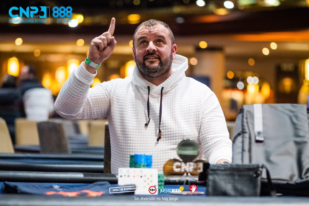 CNP_POKER's tweet photo. ♣️🏆 Tenemos al ganador del Omaha PL. ¡Bien peleado! Felicidades Sergio Leyva👏🏻

@888pokerSpain @LAROUSH_Events grandmadridpoker https://t.co/CXGYWC7mvb