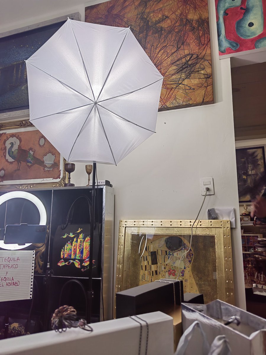 nerack9's tweet image. Semana pasada y hoy 😊

#tianjoyería ✨