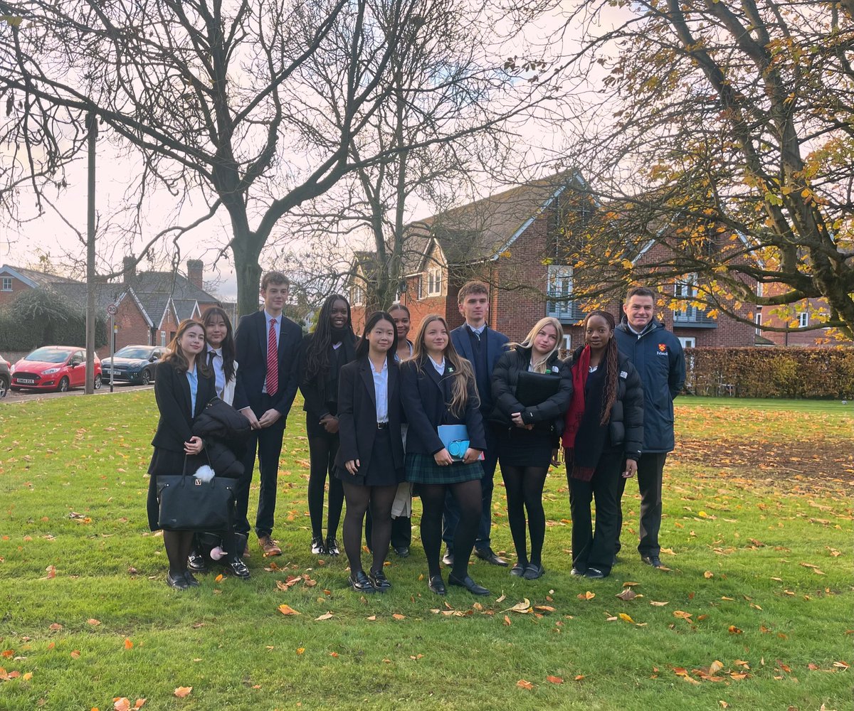 In Chapel today the Chapel Reps asked the question ‘What Kind Of Person Do You Want To Be’. Thank you for your presentation and insights this morning Aitian, Alexia, Helena and Mercedes. #thornehouse