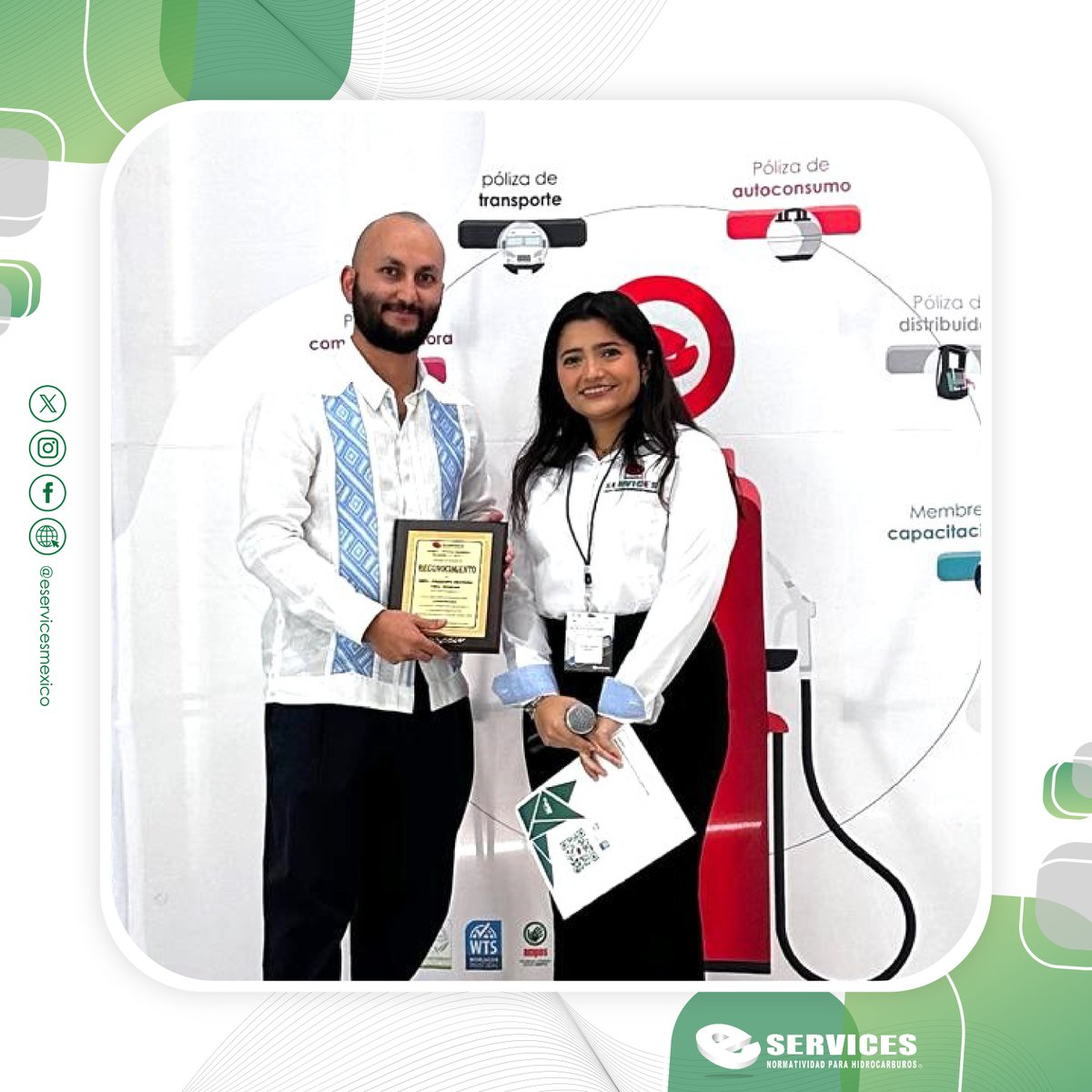 eservicesmexico's tweet image. #eService | Agradecemos a nuestro ponente el Mtro. @HeluJimenez CEO de @PTRIntelligence, por compartir su conocimiento en nuestra #JornadaInformativa del #SectorGasolinero | Culiacán, Sinaloa 2024 📚 ⛽️

¡Muchas gracias a todos! 🙏 #SectorGasolinero #Agradecimiento&quot;