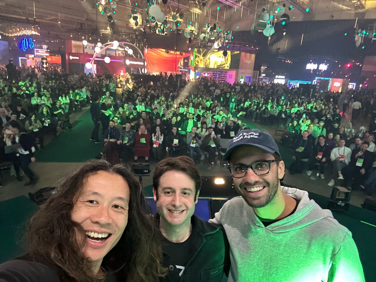zoink's tweet photo. Enjoyed talking with @zebulgar about startups and European regulation on stage at #slush2024 ! https://t.co/Armkz43yqt