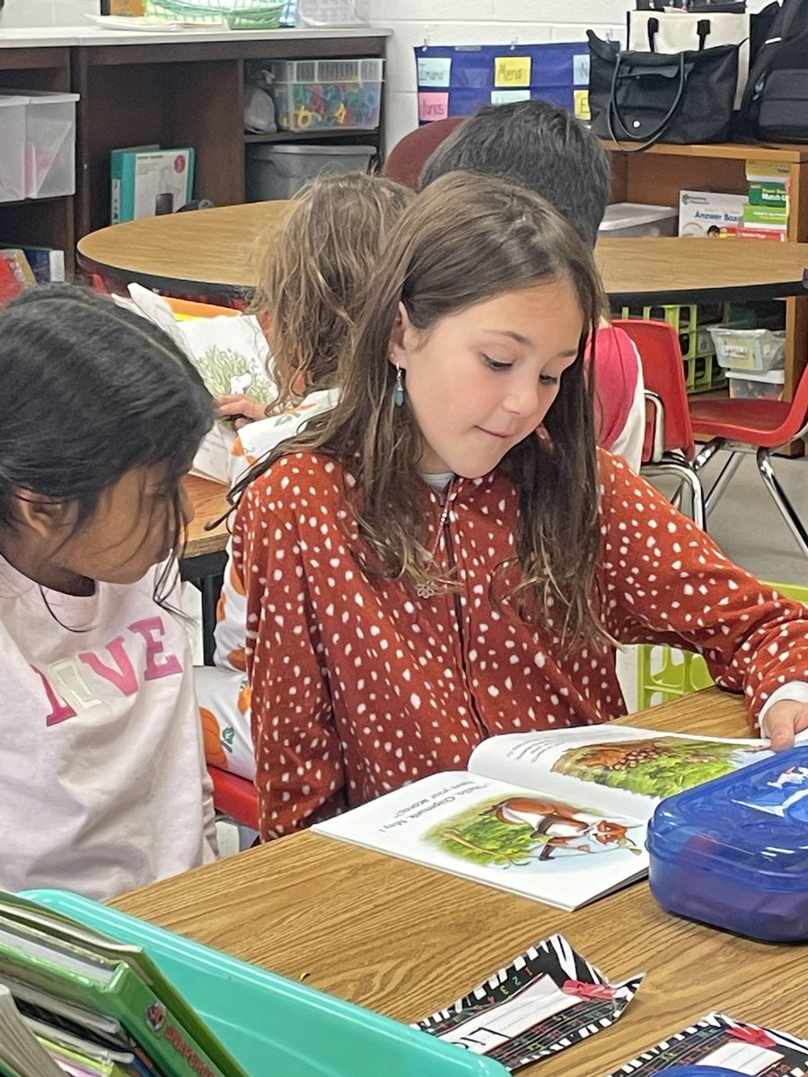 Thankful for Reading Day Mr. Bullard’s 4th grade class reading to Ms. Milan’s kindergarten