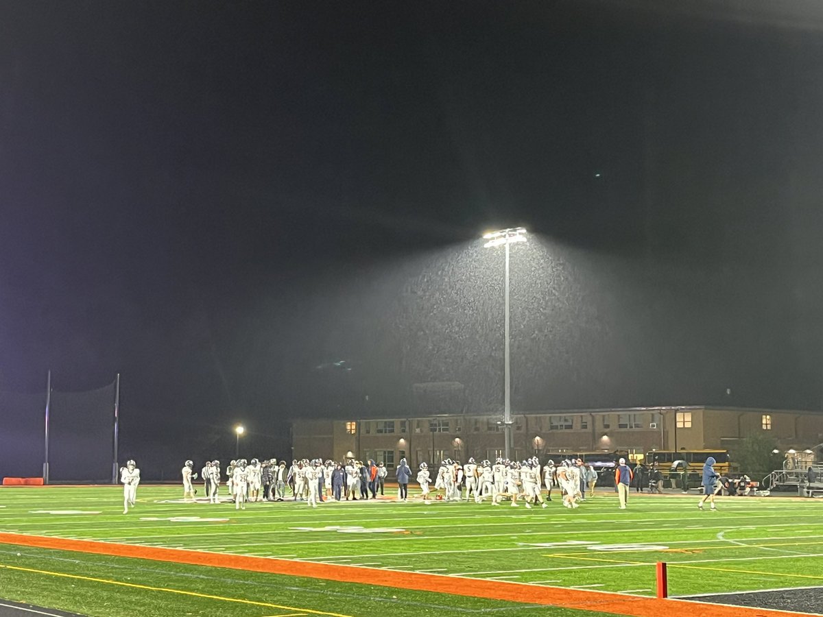 Good luck to both <a href="/WalpoleFootball/">Walpole Football</a> and <a href="/MHSfootballMA/">Mansfield Football</a> tonight! Amazing atmosphere here in Taunton!