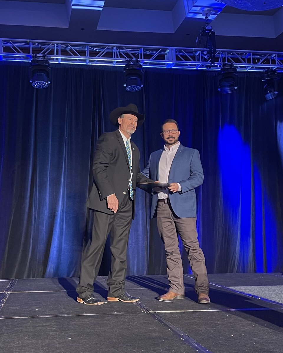 Peoples Company tweet media