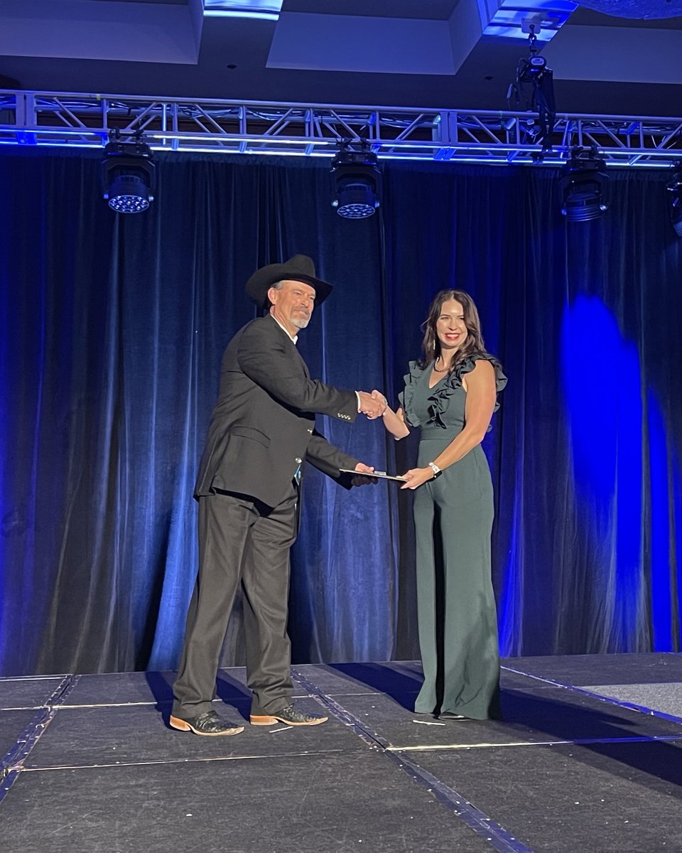 Peoples Company tweet media