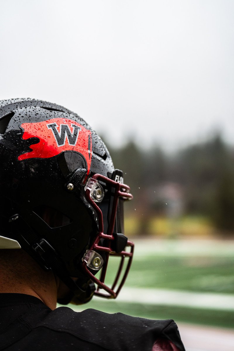 WhitworthFB's tweet photo. Rolling into playoffs with out ⚫️⚫️⚪️ threads🧵 https://t.co/Sa5FDA8obn