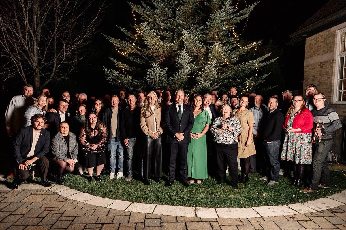 IrlEmbCanada's tweet image. Fáilte Canada GAA 🙌🏻

The Embassy was delighted to welcome GAA clubs from across 🇨🇦 for a special reception to acknowledge the enormous contribution they make to 🇮🇪 diaspora, culture, &amp;amp; community. GRMA 🙏🏻

This is #GlobalIreland 🌏

Links to all the pics👉🏻 ireland.ie/en/canada/otta…