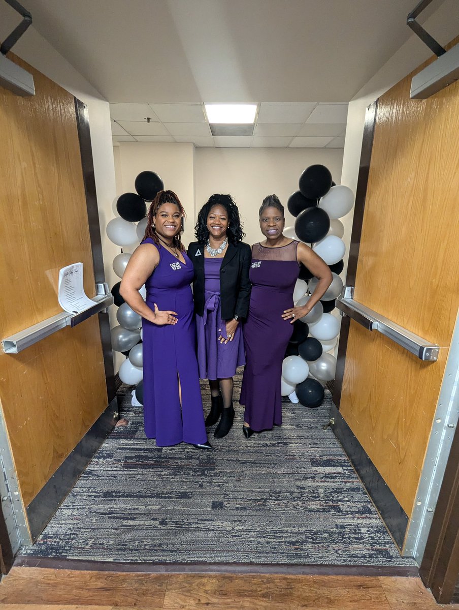 MetroNCNW's tweet photo. Congratulations to the 2024 Inductees of the National Council of Negro Women, Inc. - Virginia State University Section! 💜 CMAS had the privilege of celebrating this incredible milestone with our VSU sisters. We look forward to seeing all the amazing things that will be achieved https://t.co/2DOBAb8IYF