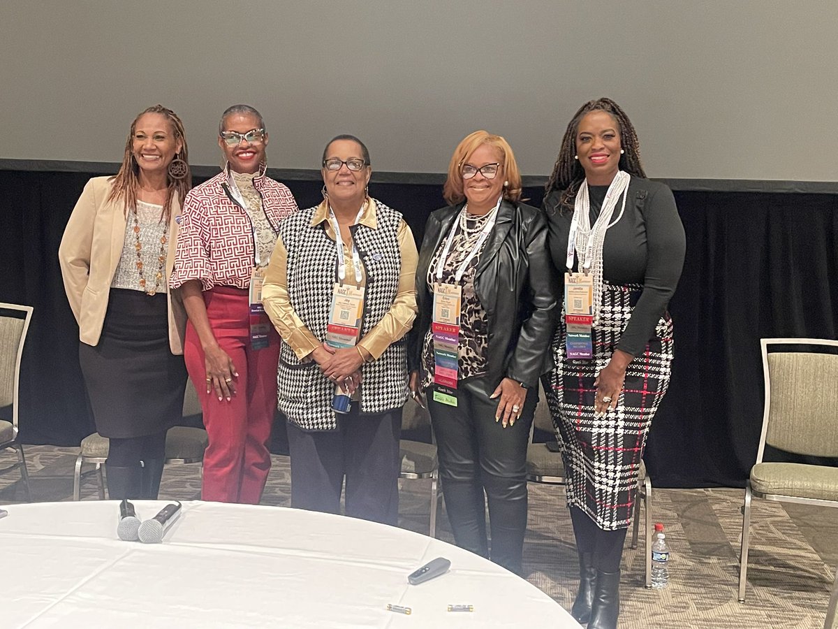 Dr. ECFFloyd tweet media