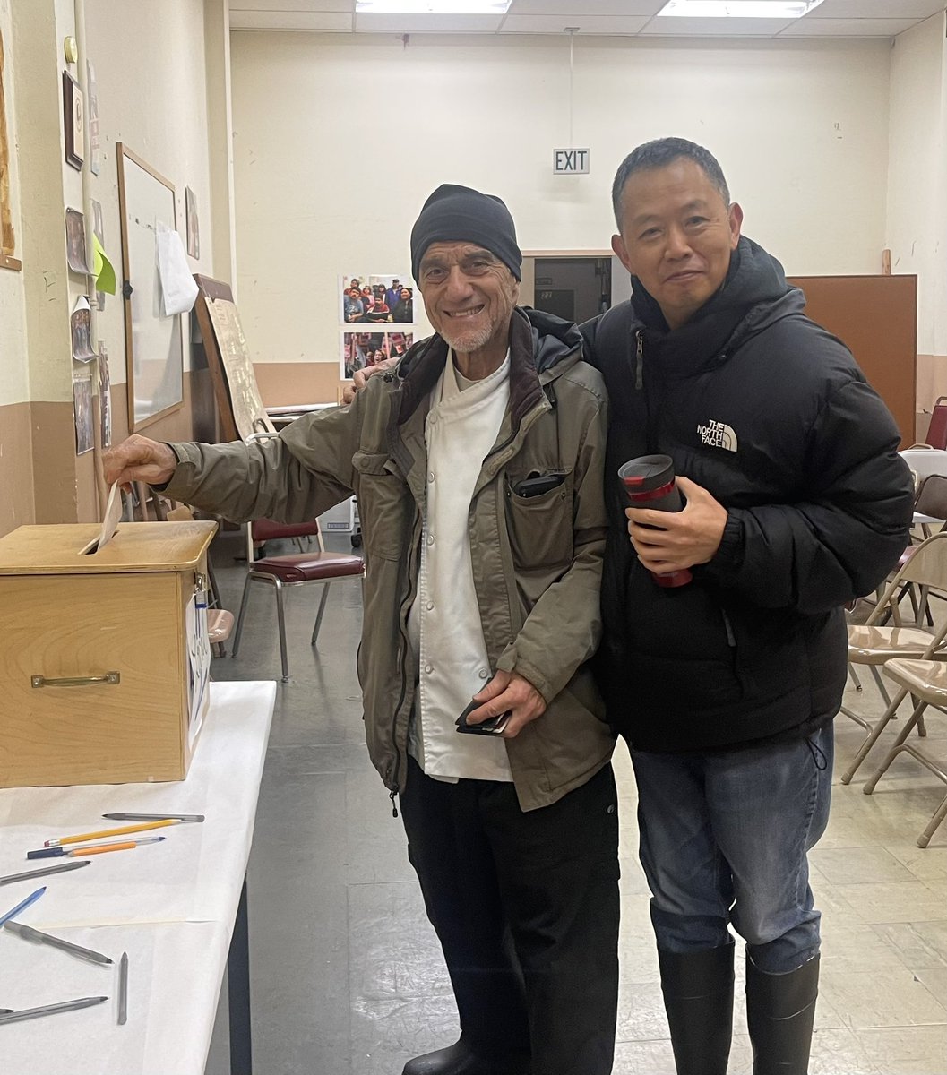 camucha king tweet media