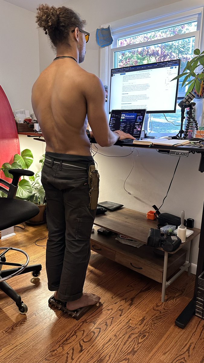 LTO711's tweet photo. my boyfriend has been manifesting his life for a long time - through blood, sweat, hard work, and determination. i’m so excited to see where he takes himself. this is for documentation purposes only 🌱 https://t.co/BER1uvbrzo