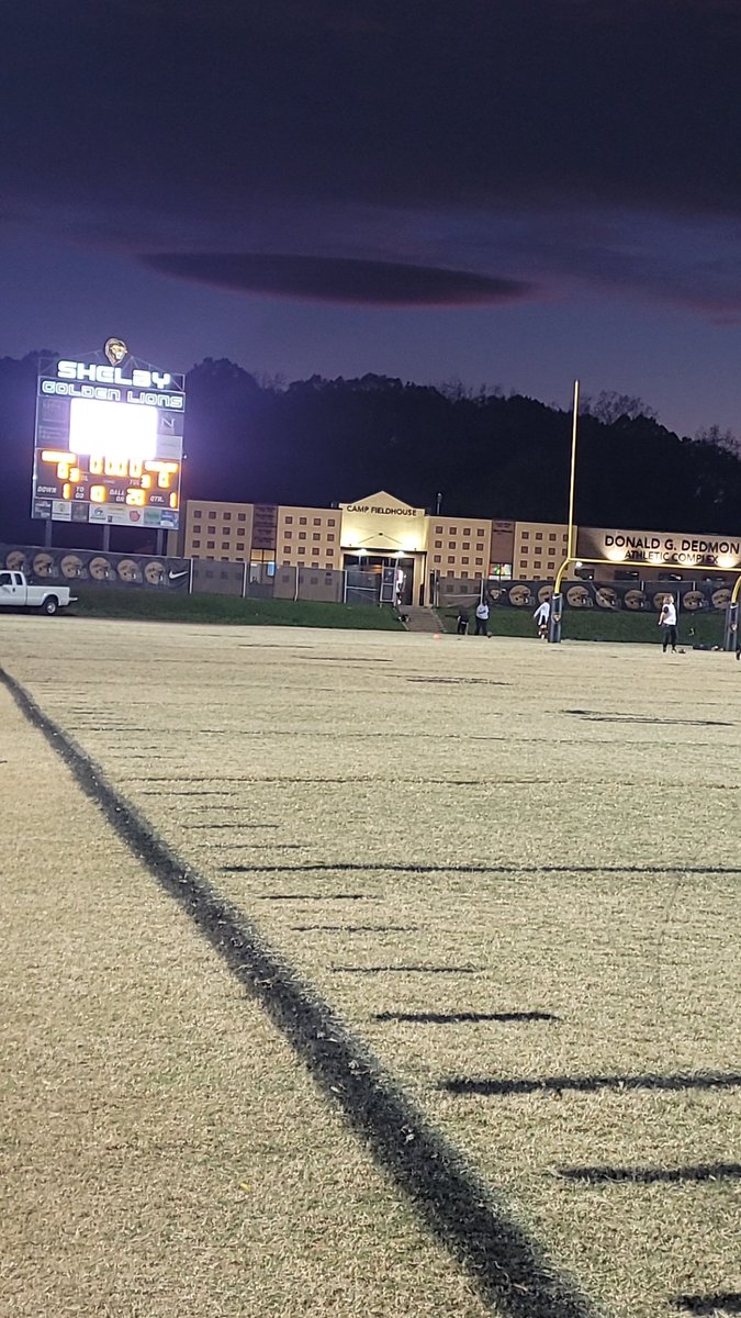 About that time to punch the clock. 
#MaidenFootball
#NCHSAARd2