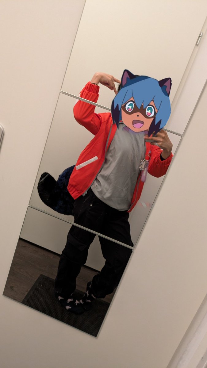 EarthBunNashi's tweet photo. Costest. Michiru but with cargo pants to make it a bit more halal 

#BNA #cosplay #MichiruKagemori https://t.co/S429u674ki