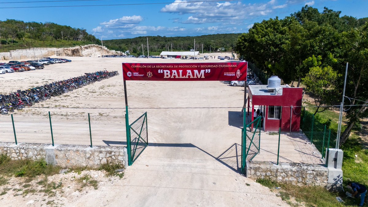 Más de 73.2 mdp para fortalecer la seguridad pública en el estado:

Inauguramos el 1er corralón de la <a href="/SPSCCAMPECHE21/">Policía de Campeche</a> llamado Balam, en la localidad de San Antonio Ebulá, municipio de #Campeche, con  una inversión de más de 15.6 mdp. 

También, junto a la secretaria