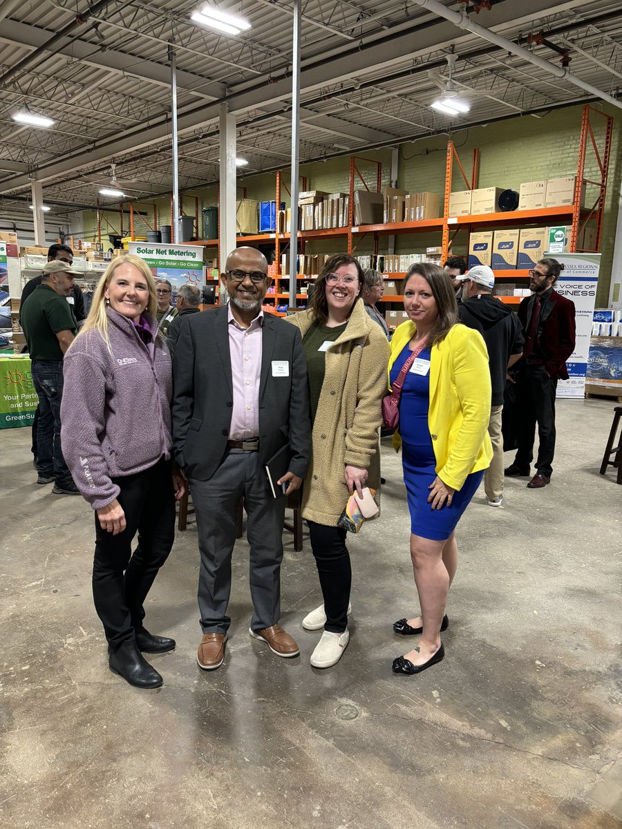 Our #FeatureFriday goes out to <a href="/WERCofC/">Windsor Essex Chamber of Commerce</a> .

Our CEO Danielle attended their Afternoon Five Networking Event held at <a href="/championproduct/">Champion Products</a> yesterday

#MoveManagement #MovingDay #YQG #realestate #windsoressex