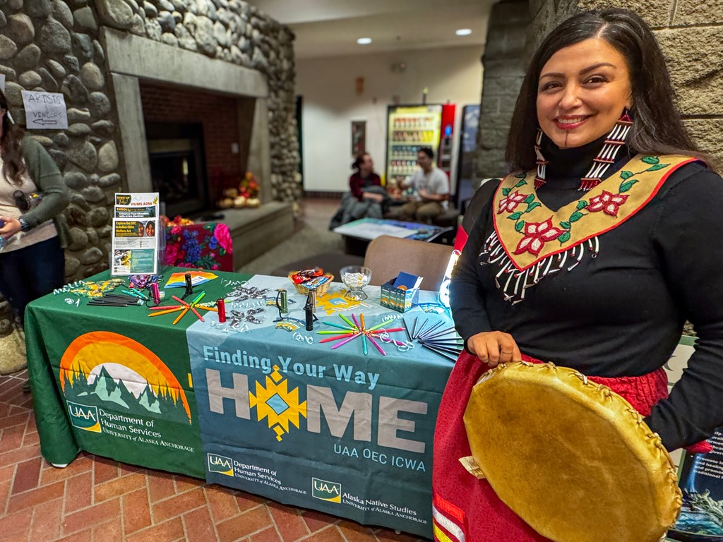 UAACOH's tweet photo. UAA's very first Native Heritage Month Celebration featured ed. exhibits, traditional dancing, a Native fashion show, karaoke, and more!
Representing the COH at the celebration were the Department of Human Services, Dietetics and Nutrition, and RRANN. 
https://t.co/RdRbvhzFIE https://t.co/jWfOkpfzLZ