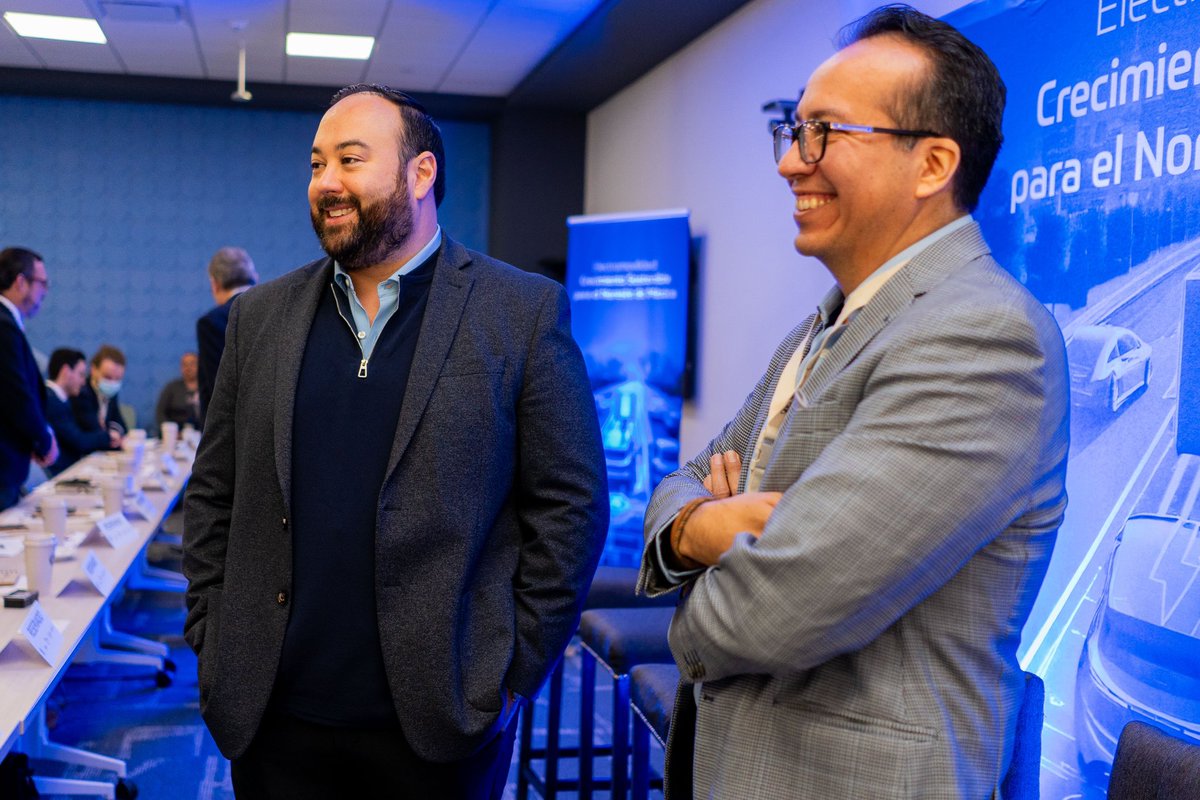 Economia_NL's tweet image. 🚗⚡️ Inaugura @eloo2, Encargado de despacho de la Secretaría de Economía, el panel “Electromovilidad: Crecimiento sostenible para el Noreste de México” organizado por @ZF_Group, #Fortech y la Cooperación Técnica Alemana en México, #GIZ.