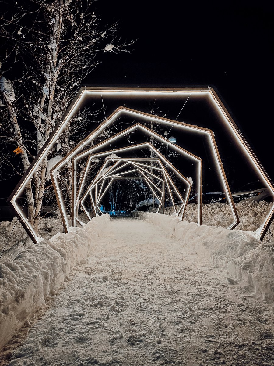 Wild Lights opens in ONE WEEK! Wander into our enchanting, illuminated winter wonderland to explore the sights and sounds of Wild Lights, presented by Merrill L. Thomas Inc. Open November 29 - February 22 from 5-8pm. Learn more and get tickets at hubs.li/Q02Zfx650