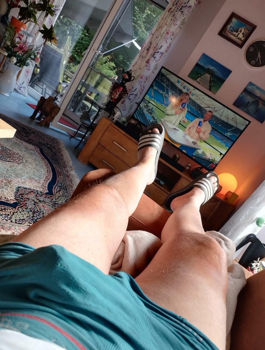 Wow my dick is rising I hope is missing someone are you there one are you there right person