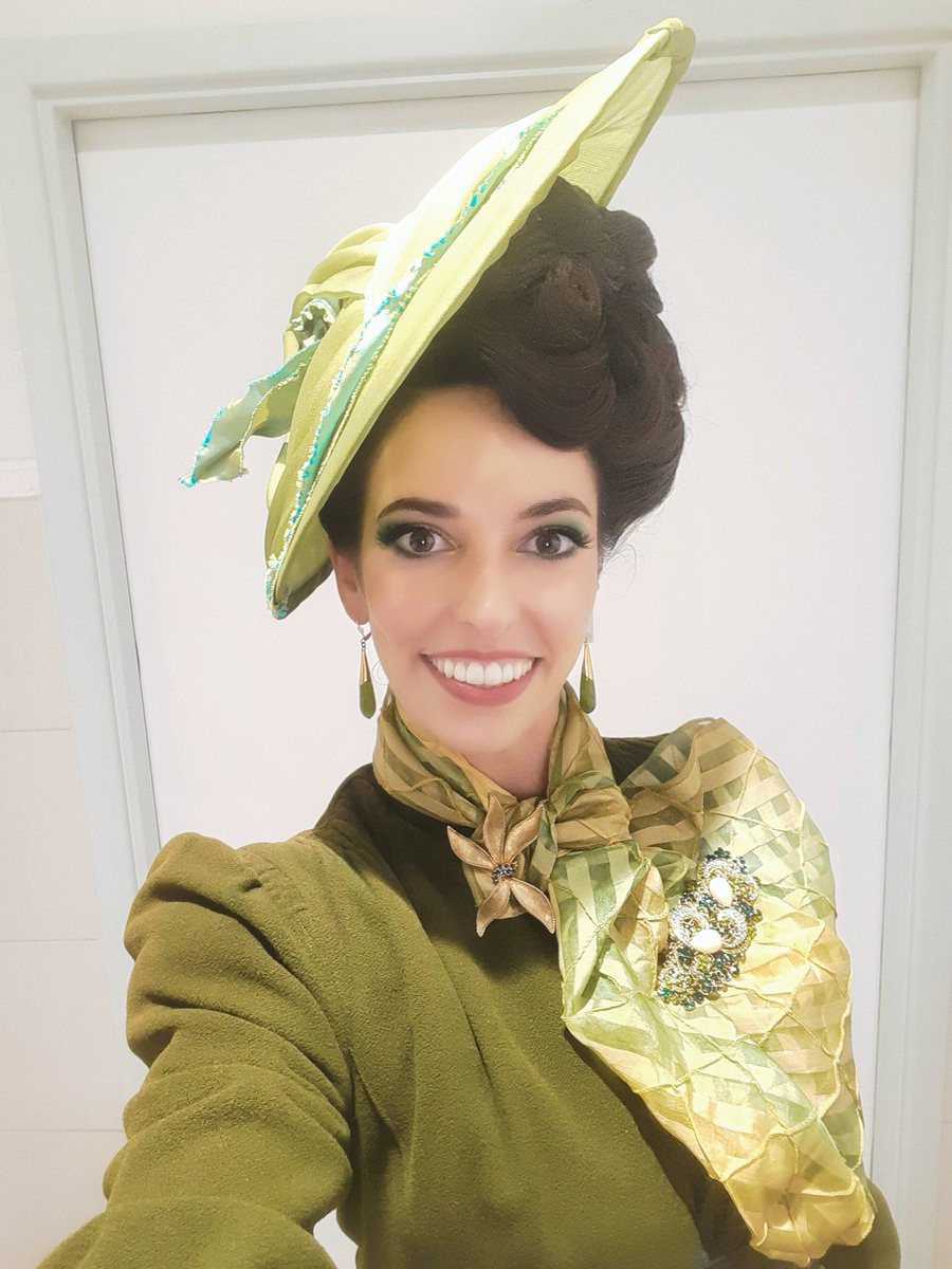 Elizabeth Bright tweet media