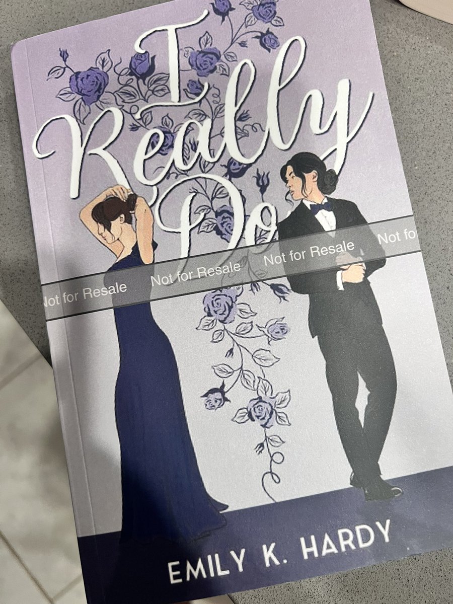 Screaming crying and back on this place because I have one of my all time favorite stories in my hand 💜💜 everyone can get it on 11/29 on Amazon. Go support the great <a href="/ekhwanders/">ekhwanders</a> !!