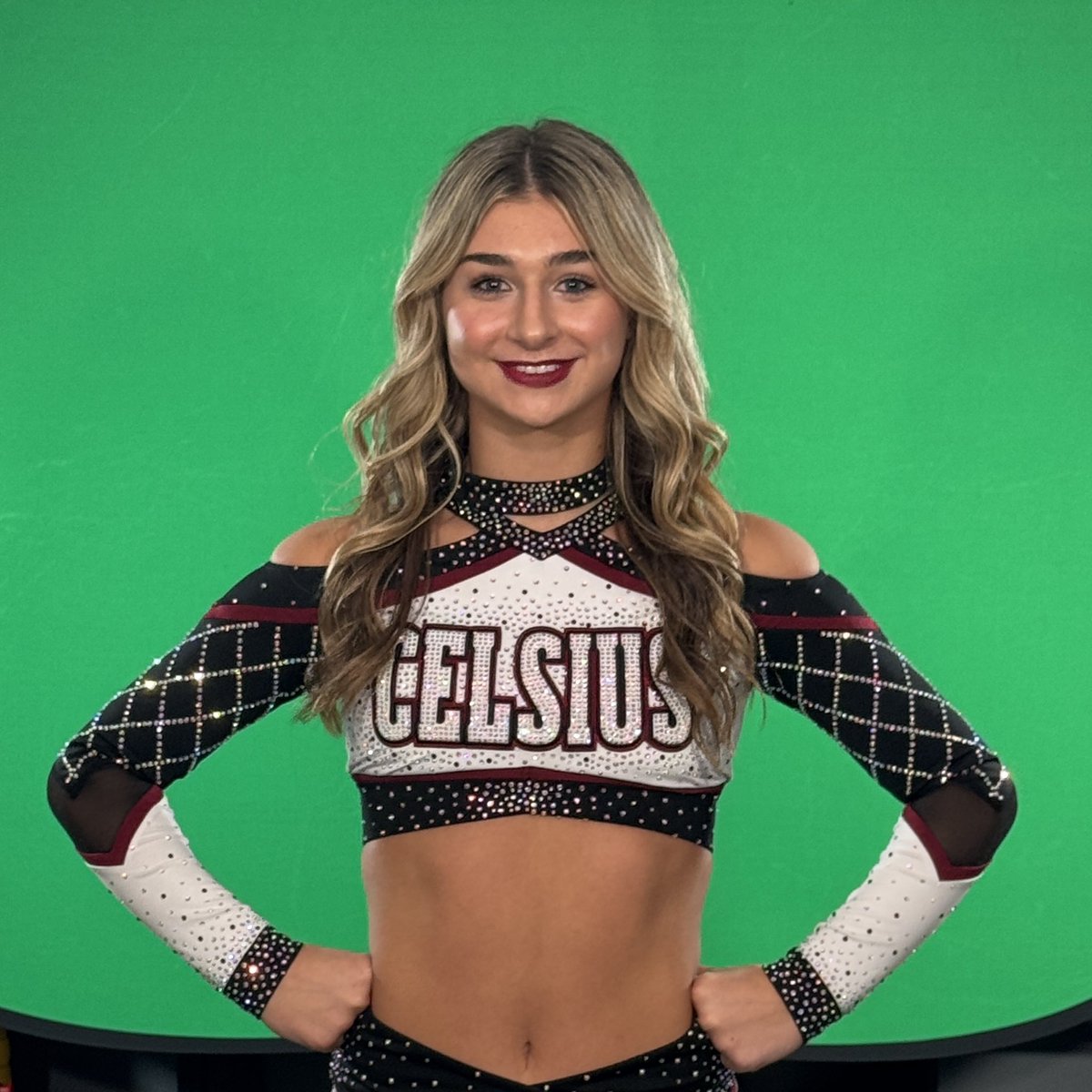 MAJORScheer's tweet photo. Let’s turn it up a few degrees 🌡️ @SJS_Celsius6 🎥🎬✨ #MAJORSFilmTour https://t.co/UAjHbv3Vtv