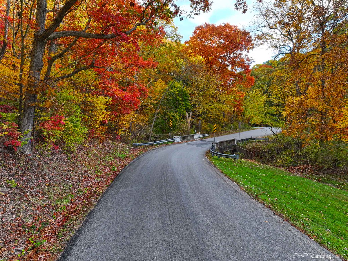 Climbing_Skies's tweet image. Pennsylvania Backroads 🍁🍂🌳🚘
.
.
#explorepa #backroads #getlost
