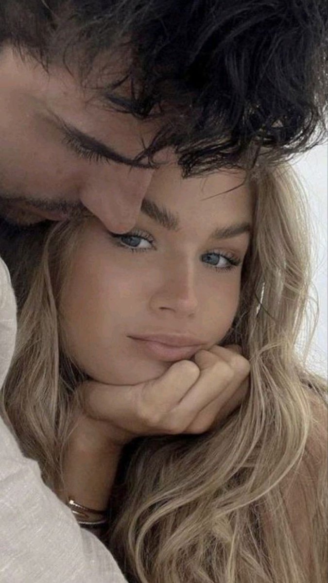 Julian Blackthorn tweet media