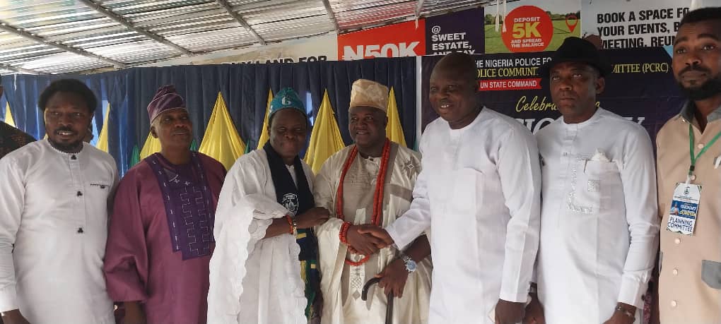 PcrcNg's tweet photo. MOGAJI CELEBRATION BY OGUN STATE PCRC. https://t.co/ZNI9RAtiiE