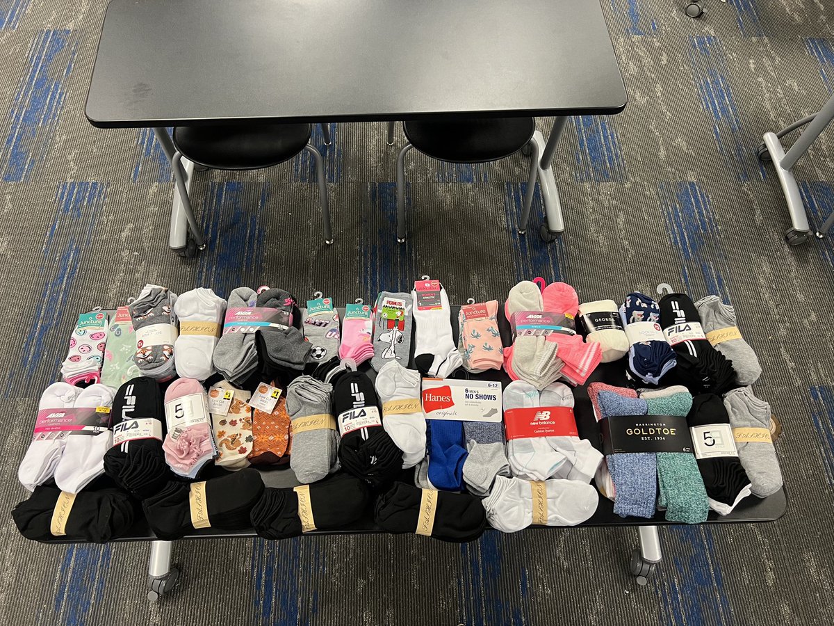 Lakeview Centennial DECA tweet media