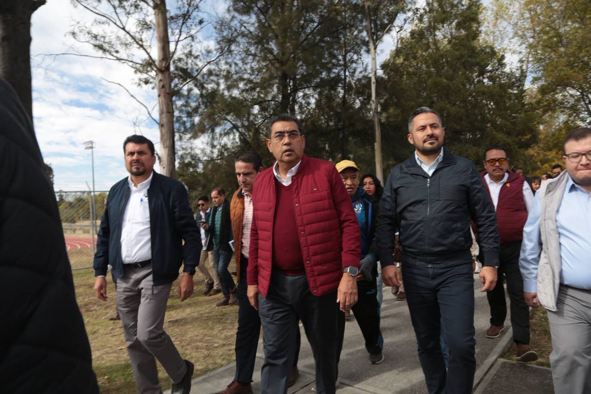 Adán Domínguez Sánchez (@adandominguez) on Twitter photo Felicidades, Gobernador <a href="/SergioSalomonC/">Sergio Salomón</a> , por tu segundo informe. Ha sido un gusto coincidir en la labor de hacer de Puebla un lugar mejor. Felicidades, Gobernador <a href="/SergioSalomonC/">Sergio Salomón</a> , por tu segundo informe. Ha sido un gusto coincidir en la labor de hacer de Puebla un lugar mejor.