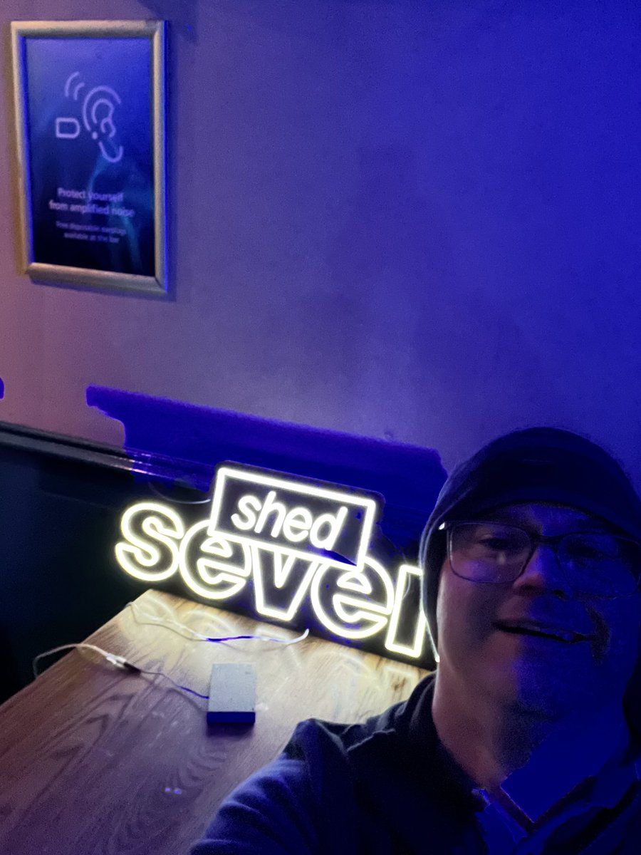 unitedftd's tweet photo. Would look good next to my #shedseven lyrics poster. excellent choice for parallel lines encore 🙌 &amp;shedseven @ricktw1ttwer https://t.co/vmdqrQbMW2