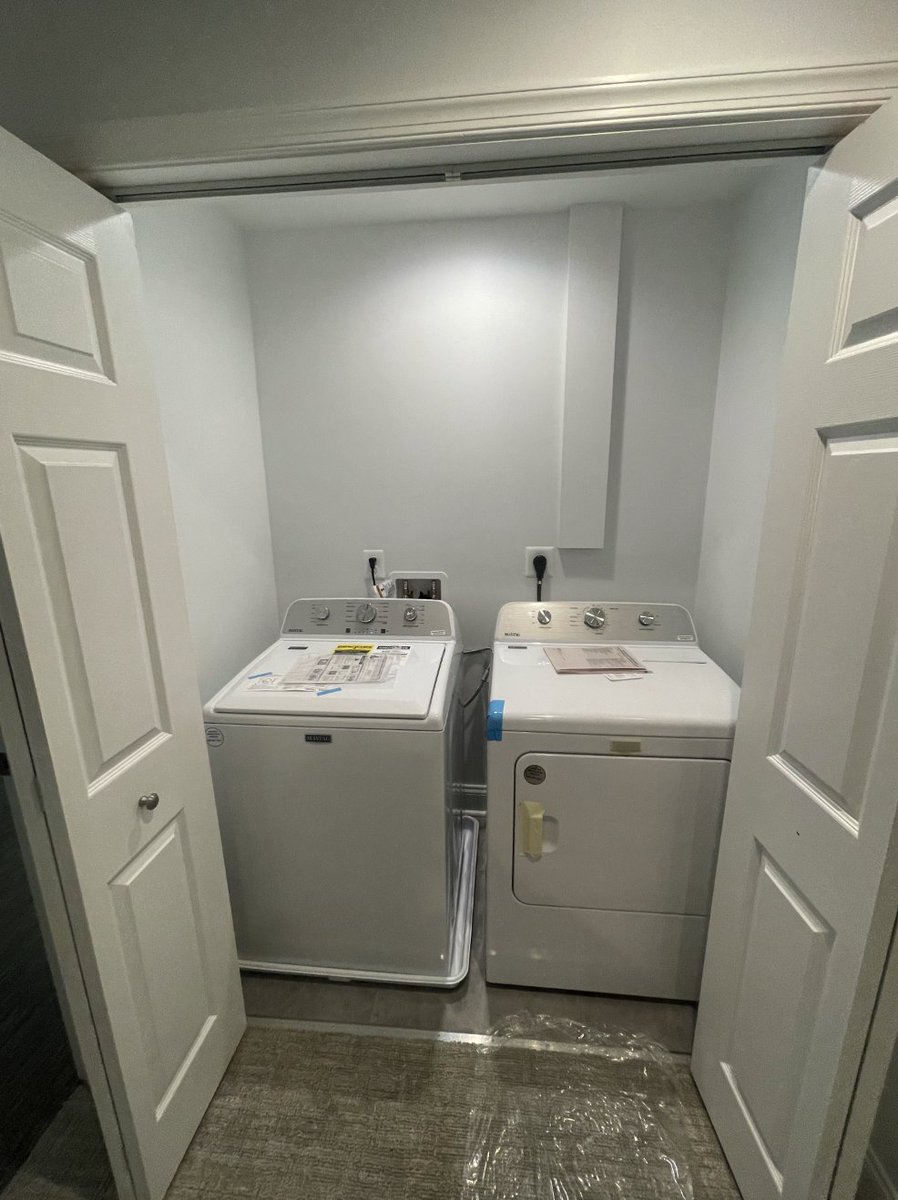 👉 TAKE A LOOK AT THIS COZY INLAW SUITE! These are becoming increasingly popular, driven by the need for more affordable housing options for aging parents. walltowall.net

#walltowallconstruction #inlawsuites #homesolutions #centralmarylandadditions