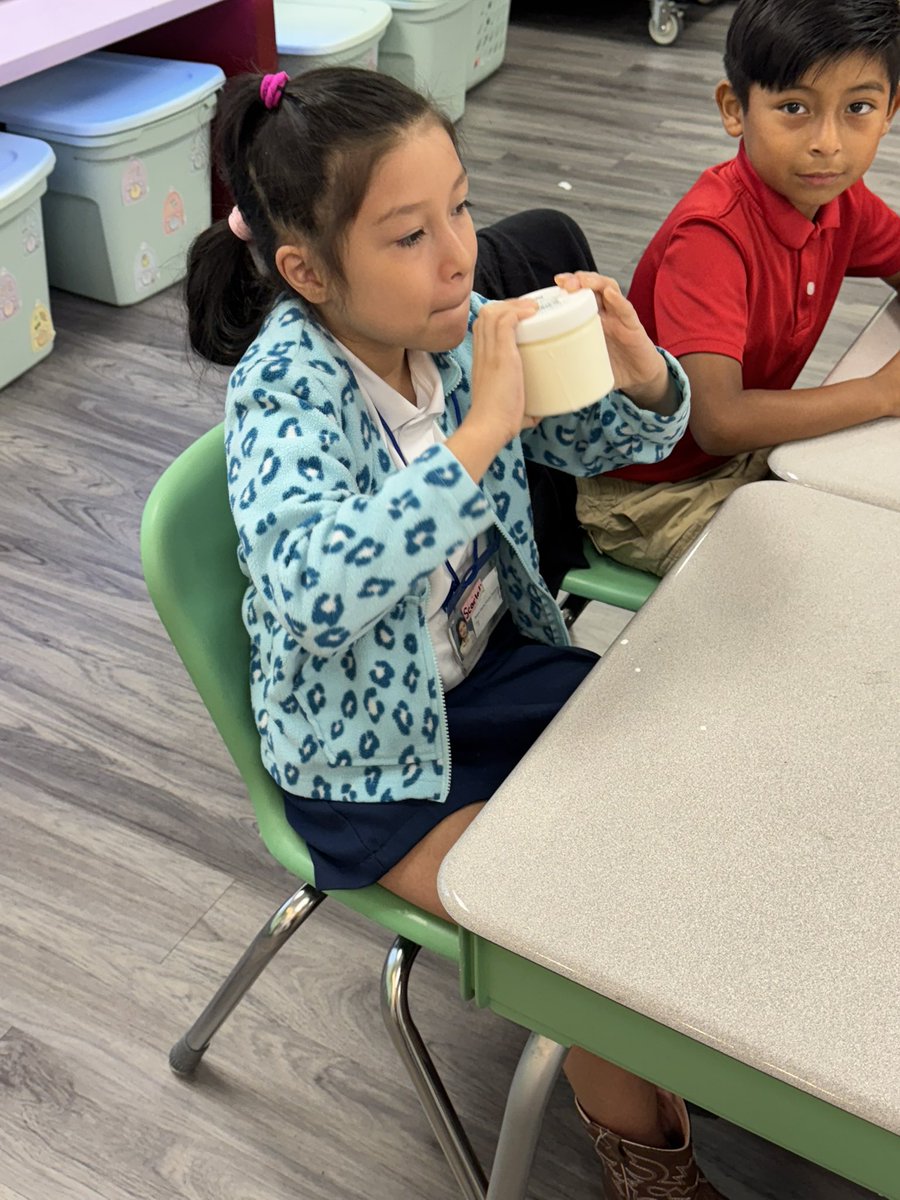 SunnyBonitaElem's tweet image. Mrs. Davis’s class made butter today! #homemadebutter